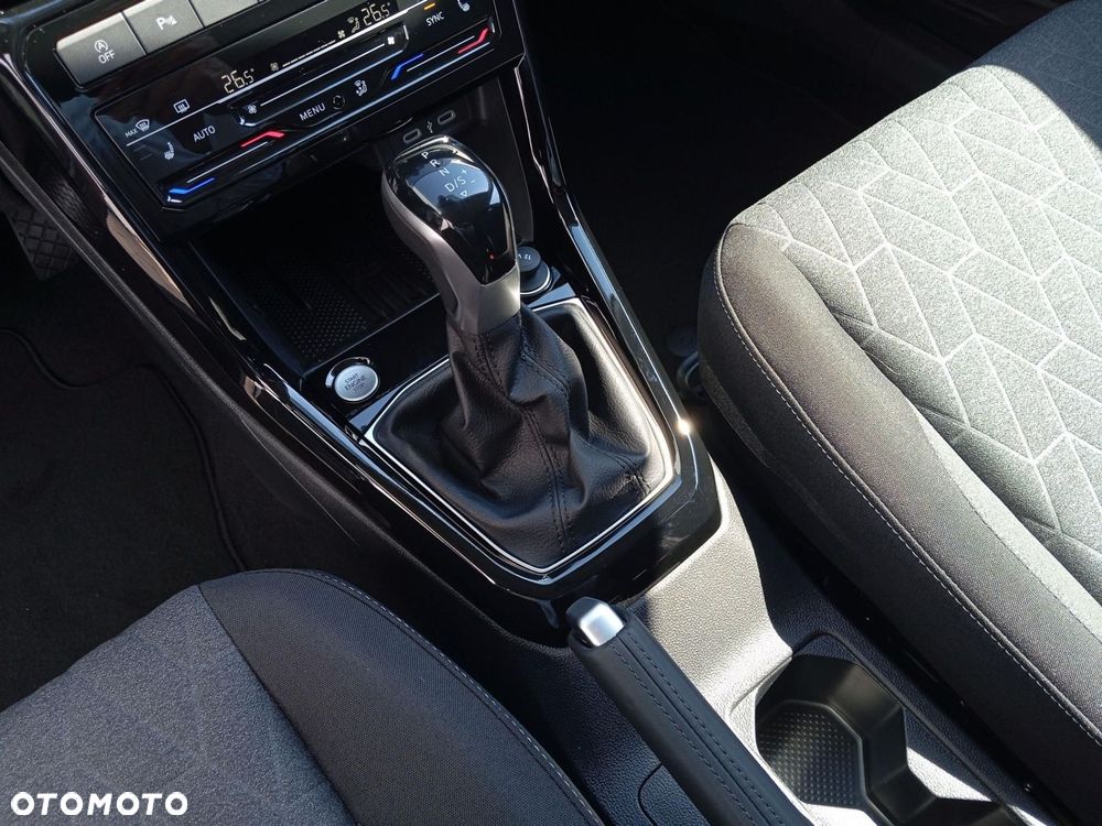 Volkswagen T-Cross - 10