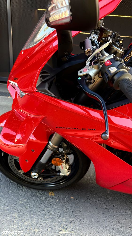 Ducati Panigale V4 - 18