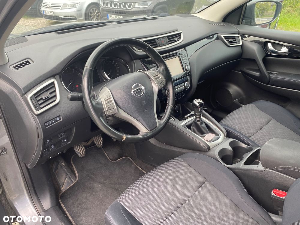Nissan Qashqai 1.6 DIG-T N-Connecta - 20