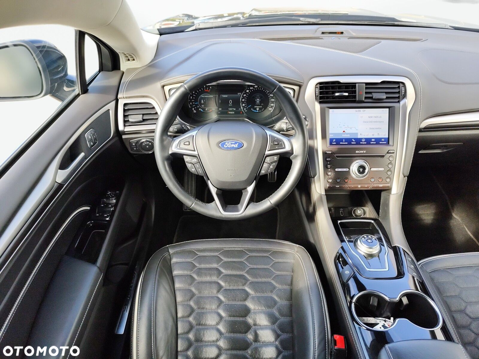Ford Mondeo - 16