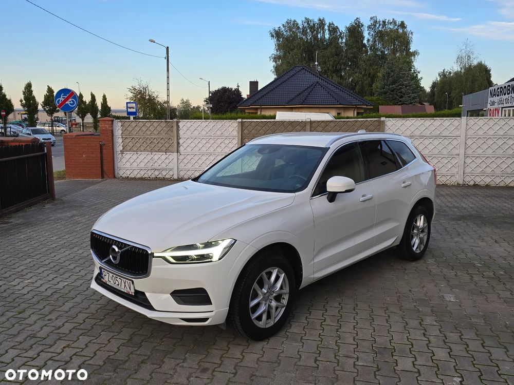 Volvo XC 60 D4 AWD Momentum - 1