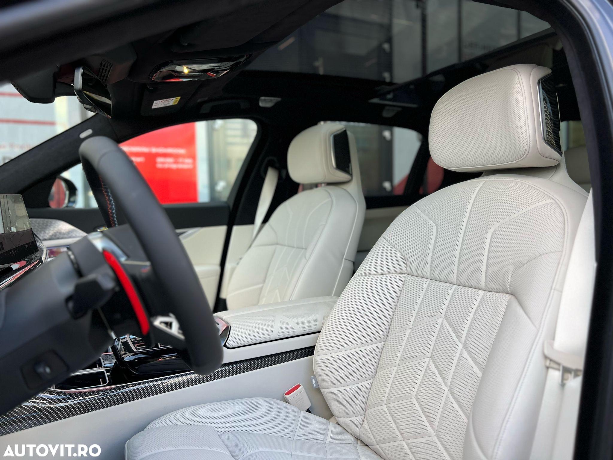BMW M7 M760e xDrive - 21