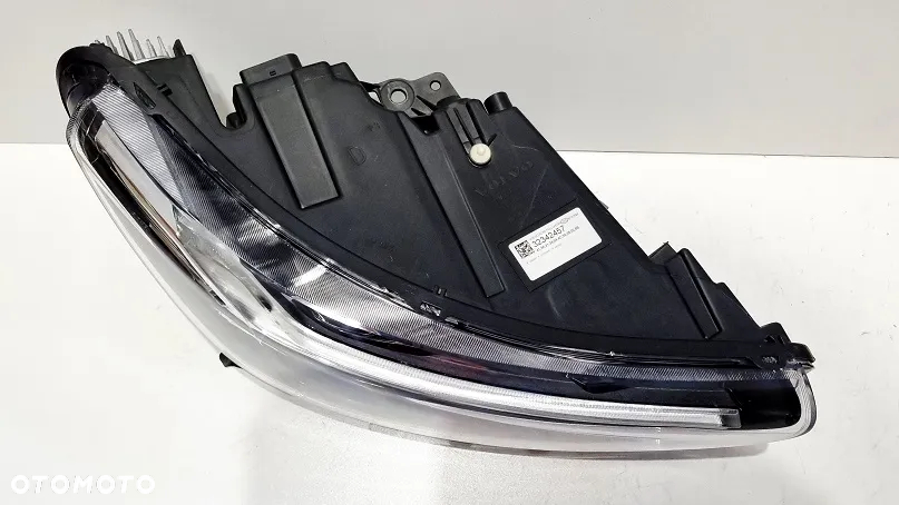 REFLEKTOR LEWY PRAWY FULL LED VOLVO XC40 EUROPA - 9