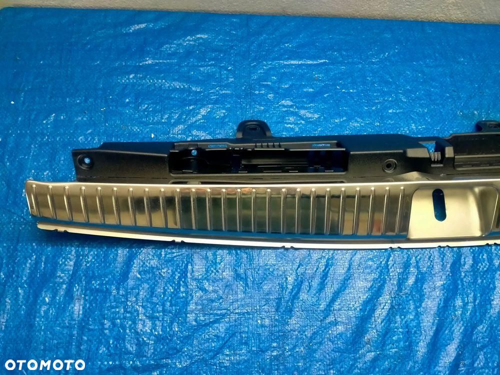 Mercedes W213 LIFT Kombi Osłona Na Pas Pasa Tył Bagażnika A2136900141 - 2