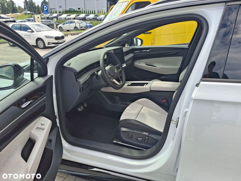Volkswagen ID.7 77kWh Pro - 15
