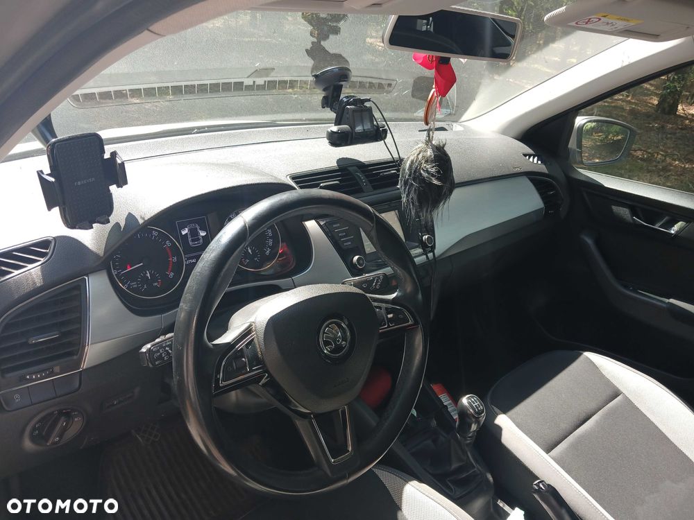 Skoda Fabia - 6