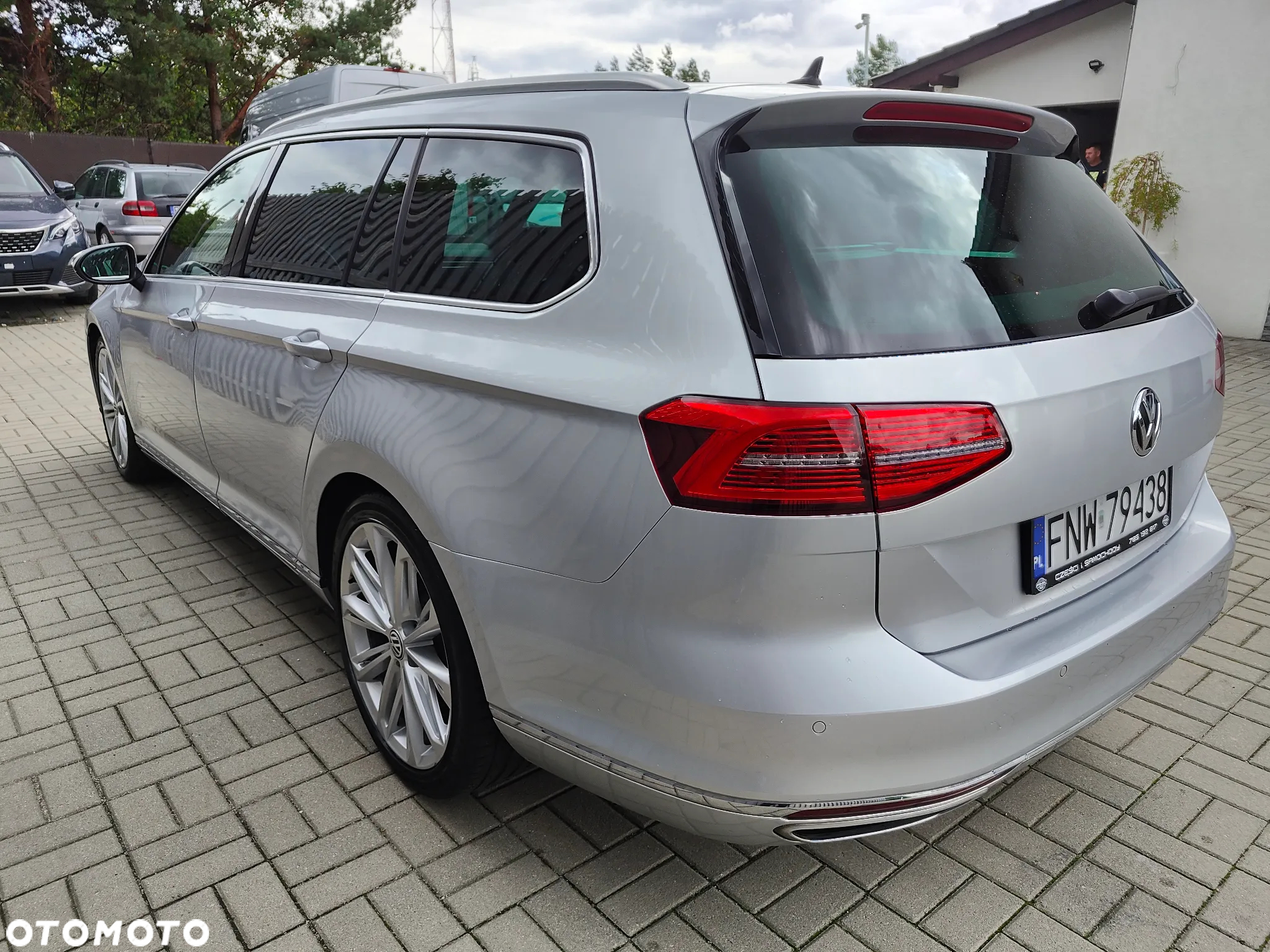 Volkswagen Passat 2.0 TDI BMT Highline - 10