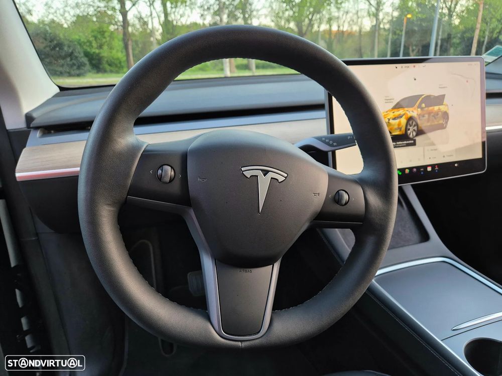 Tesla Model Y Tração Traseira - 23