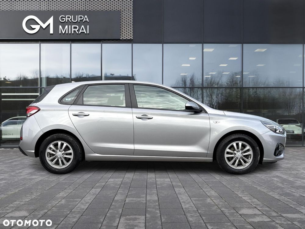 Hyundai i30 1.5 DPI Modern - 6
