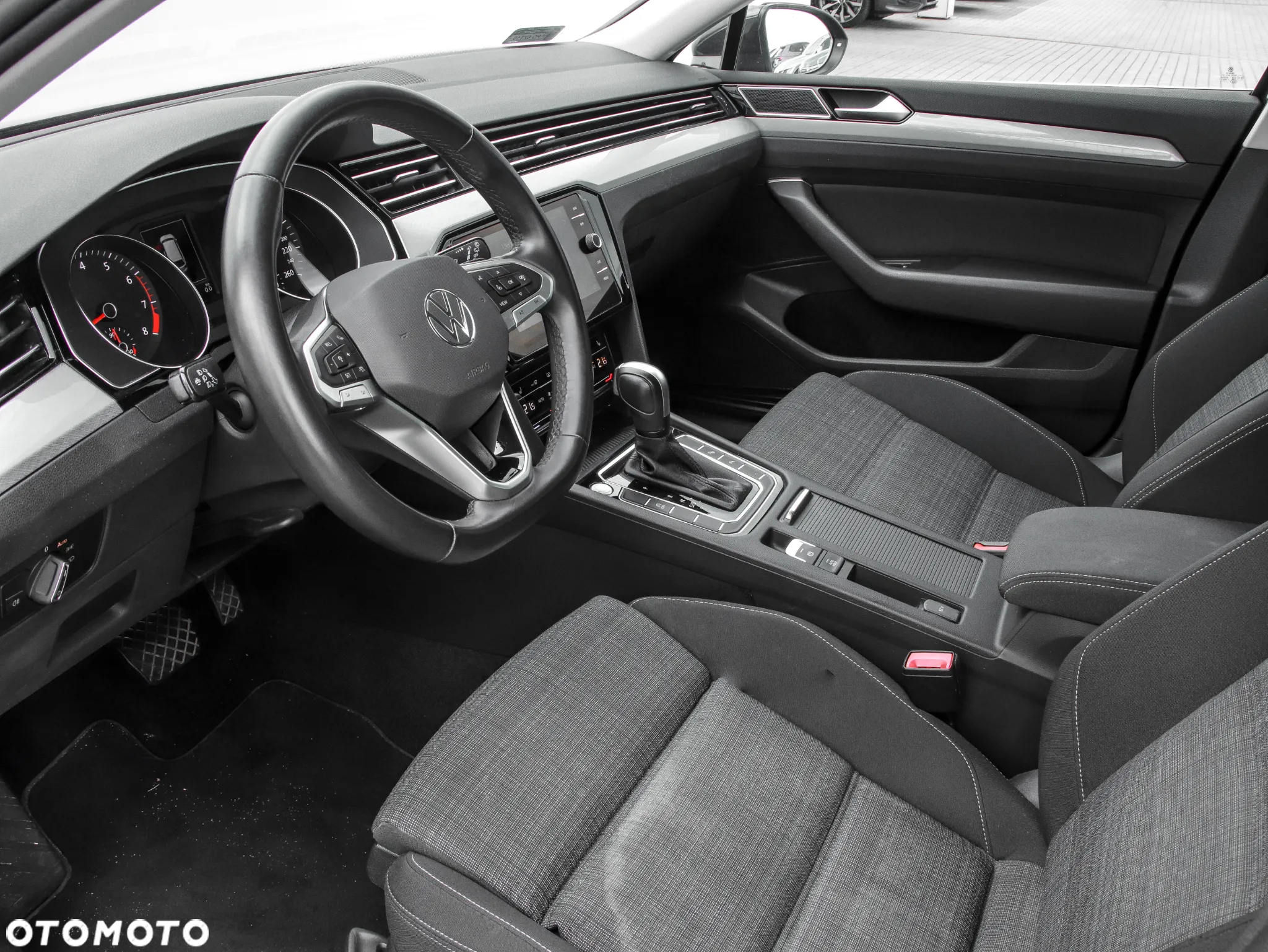 Volkswagen Passat 2.0 TSI Business DSG - 10