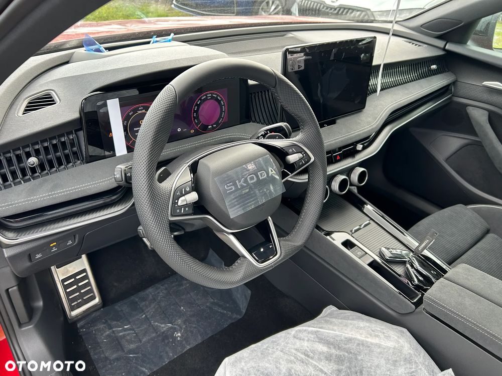 Skoda Superb 2.0 TDI SCR 4x4 Sportline DSG - 14