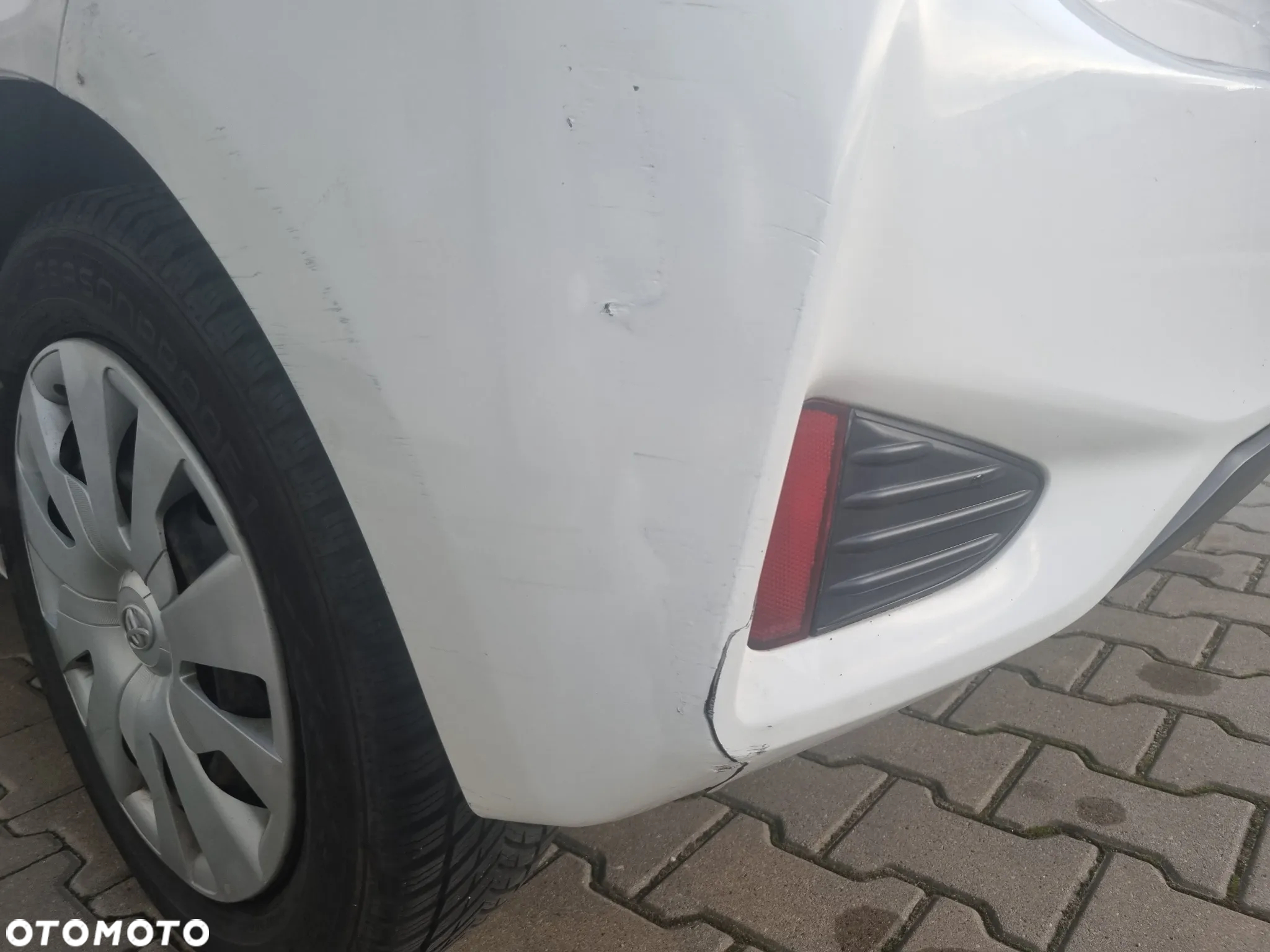 Toyota Yaris 1.5 Active - 11