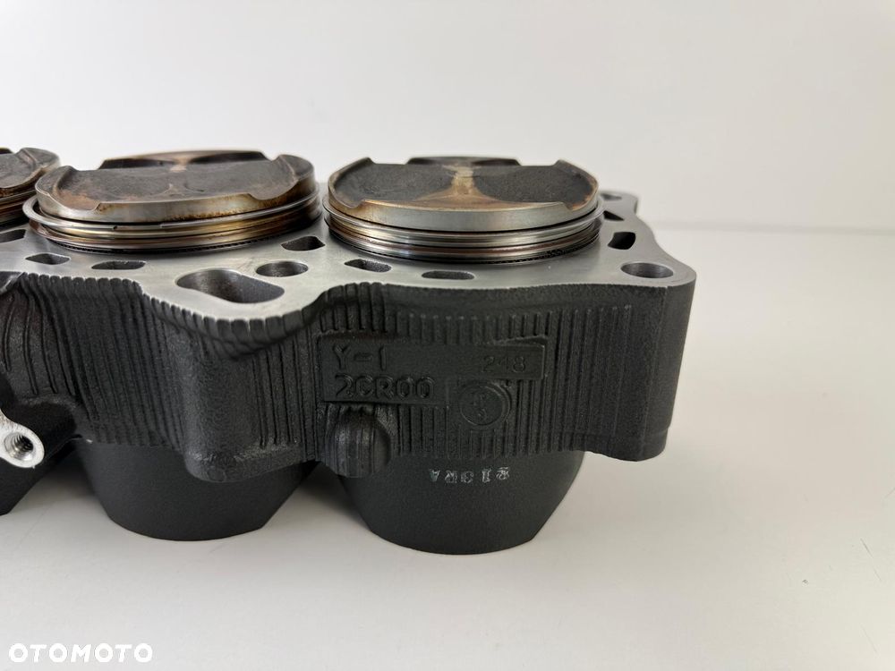 Cylinder tłoki Yamaha YZF-R1 RN32 RN49 RN65 MT 10 - 6