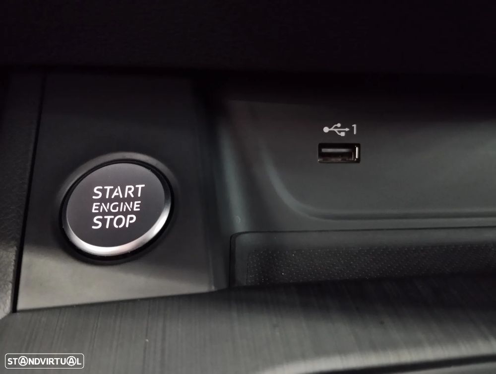 Audi A4 40 TDI S tronic - 32
