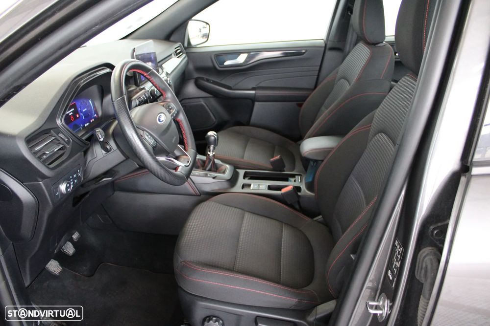 Ford Kuga 1.5 EcoBoost ST-LINE - 6