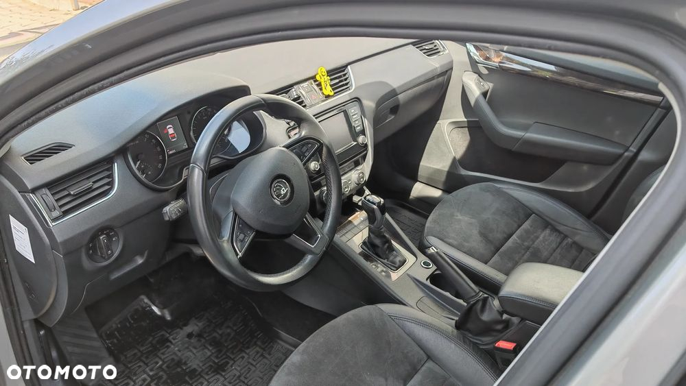 Skoda Octavia 2.0 TDI 4x4 Style DSG - 3