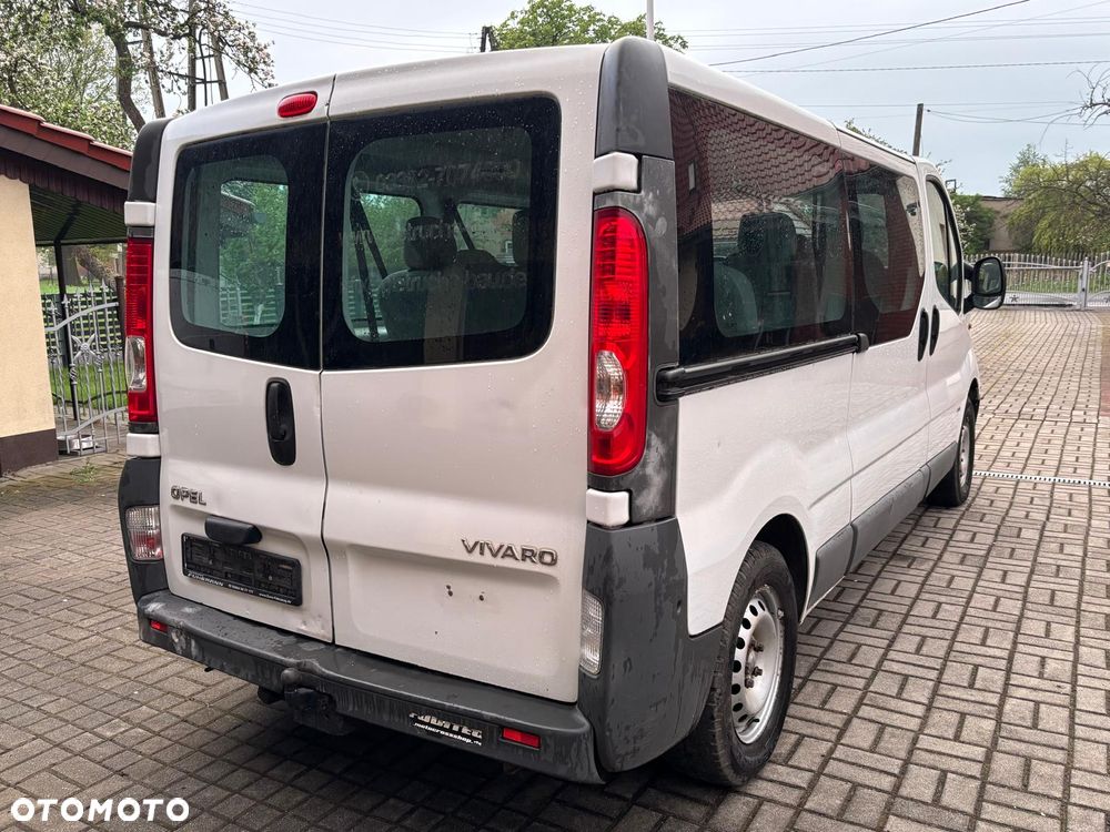 Opel Vivaro L2H1 2.9t - 8