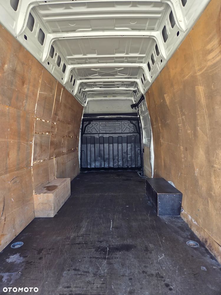 Iveco Daily 35S13 / 2.3 130KM/ Furgon- Maxi / L4 H3 / Jumbo / Klima / - 10