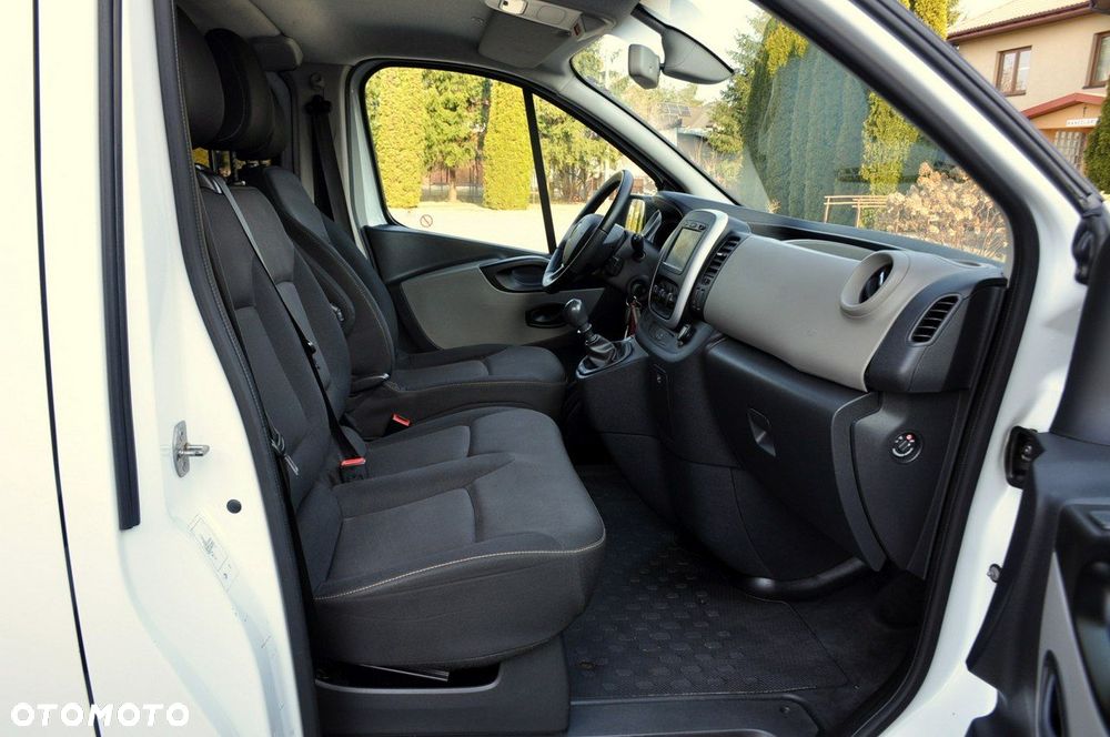 Renault Trafic - 18