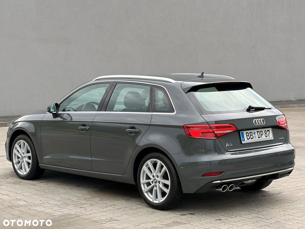 Audi A3 Sportback - 36