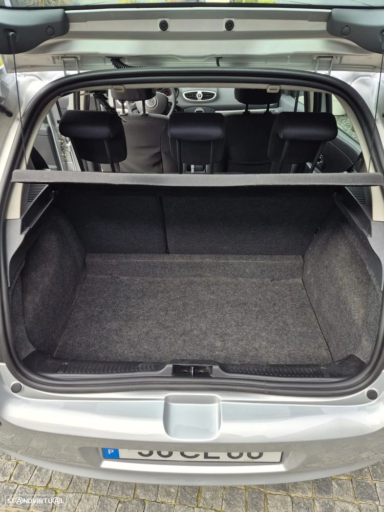 Renault Clio 1.5 dCi Confort - 16