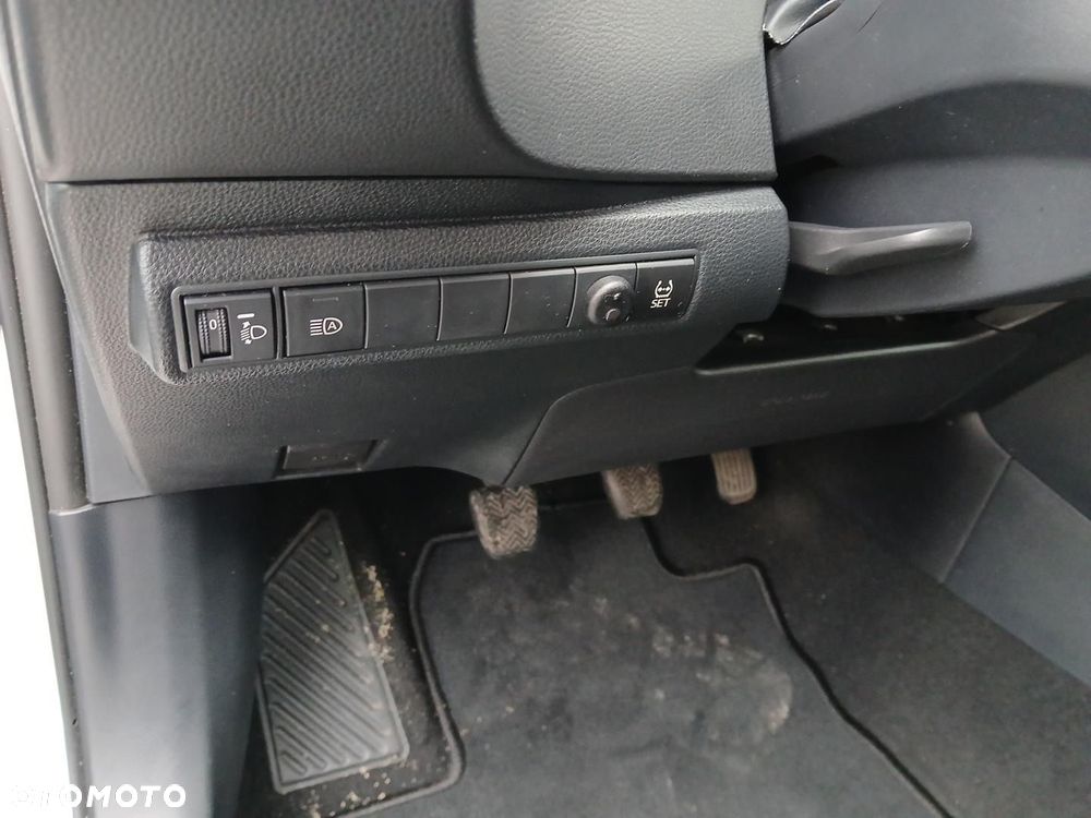 Toyota Corolla - 36