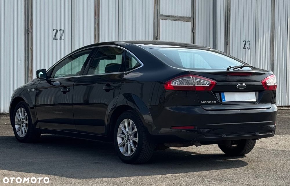 Ford Mondeo 2.0 TDCi Black Magic - 15