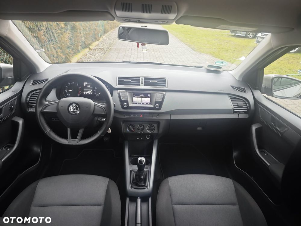 Skoda Fabia - 8