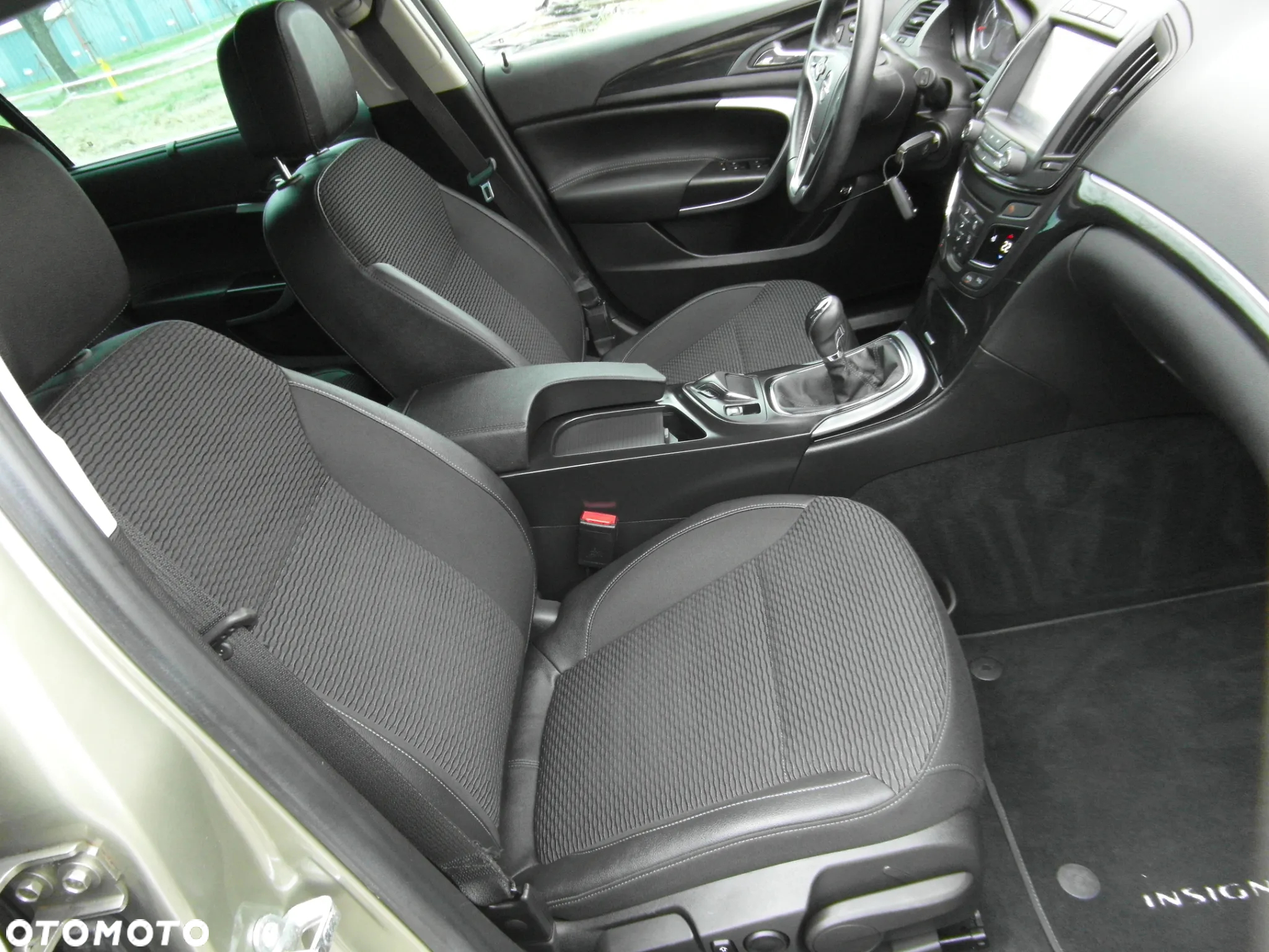 Opel Insignia CT 2.0 T 4x4 S&S EU6 - 19