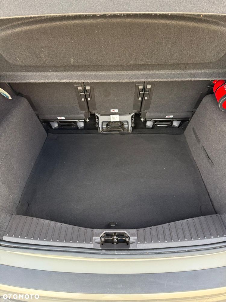 Ford C-MAX ver-1-5-tdci-edition - 4