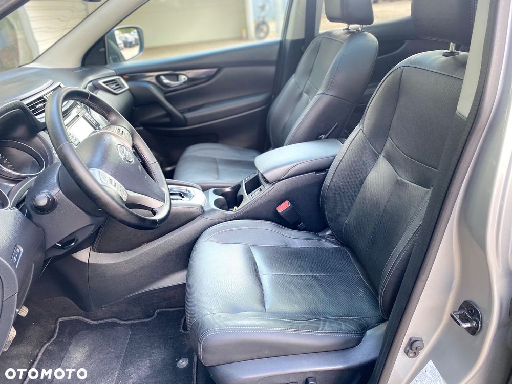 Nissan Qashqai 1.6 dCi Xtronic N-Connecta - 7