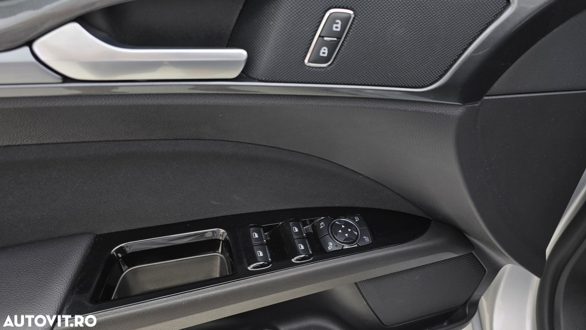 Ford Mondeo - 11