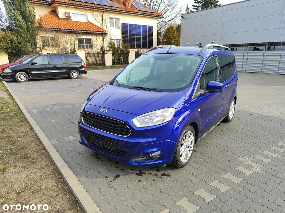 Ford Tourneo Courier 1.0 EcoBoost Titanium - 18