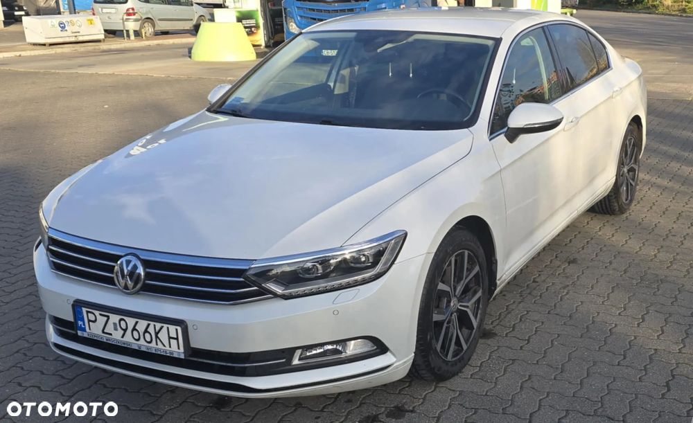 Volkswagen Passat 1.8 TSI BMT Comfortline - 4