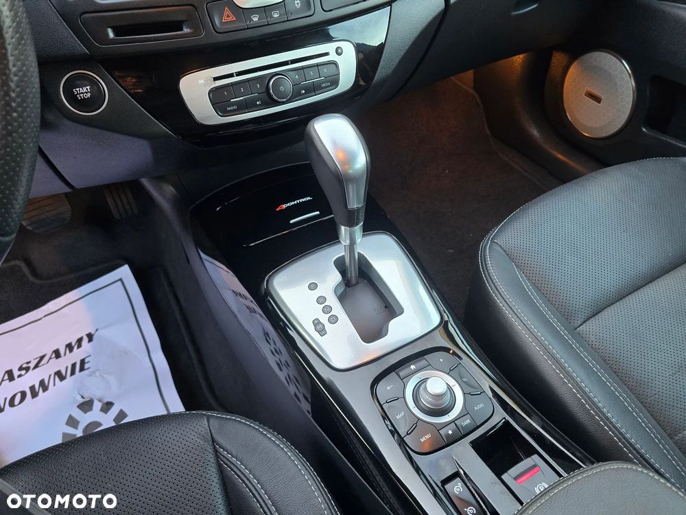 Renault Laguna dCi 175 FAP Bose Edition - 31
