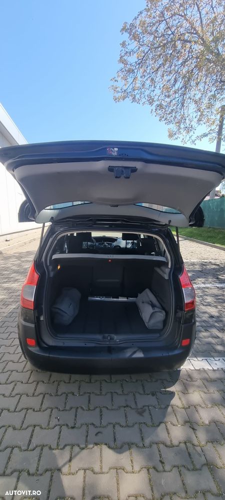Renault Scenic II 1.5dCi Dynamique - 3