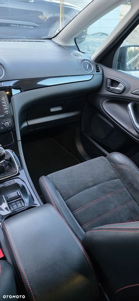 Ford S-Max 2.0 TDCi DPF Titanium - 23