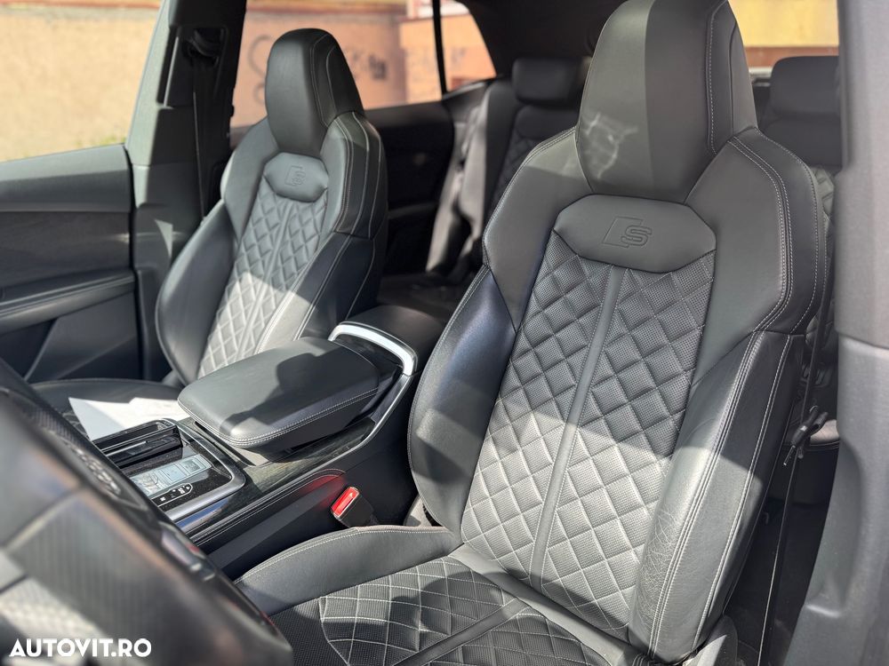 Audi Q8 - 17
