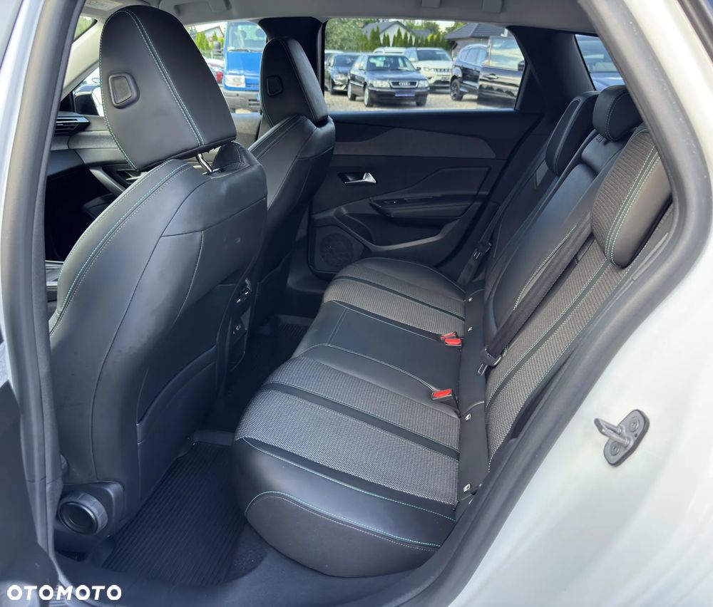 Peugeot 308 BlueHDi 130 EAT6 Stop & Start Active - 24