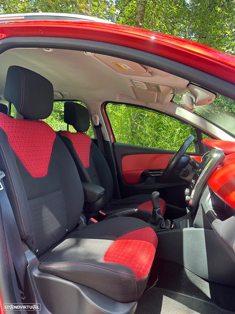Renault Clio Sport Tourer dCi 90 Limited - 21