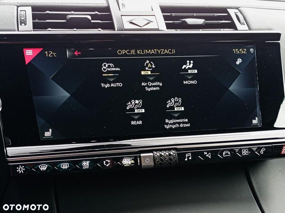 DS Automobiles DS 7 Crossback - 38