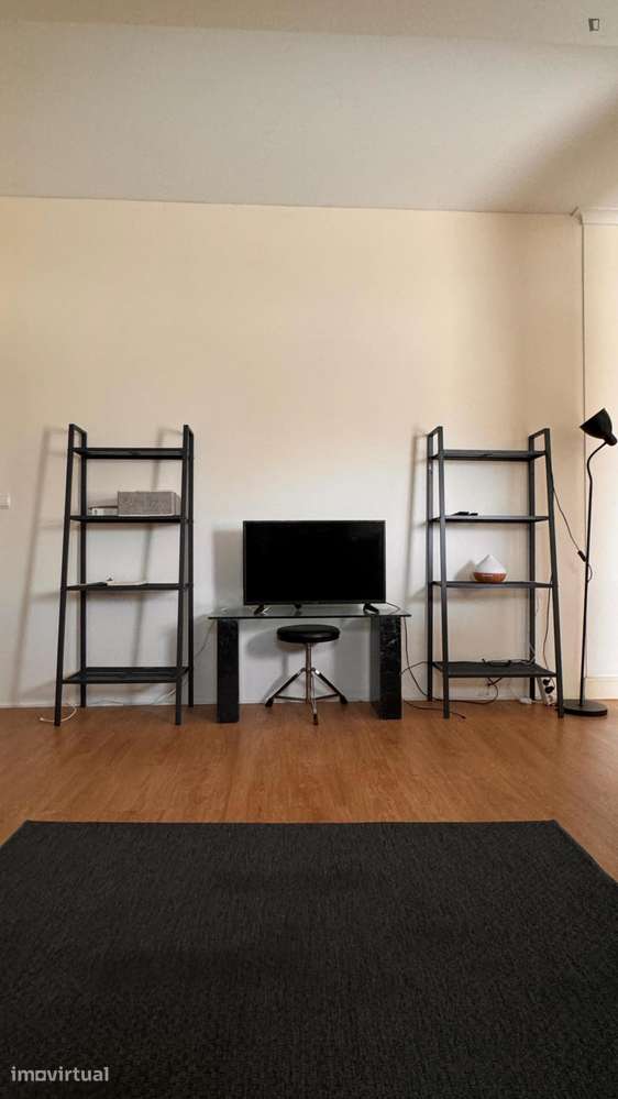 Apartamento com 2 quartos - localizado em Campo de Ourique Lisbon - Grande imagem: 2/19