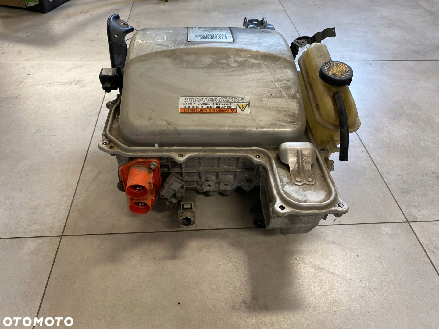 TOYOTA PRIUS II PRZETWORNICA INWERTER G9200-47111 - 4