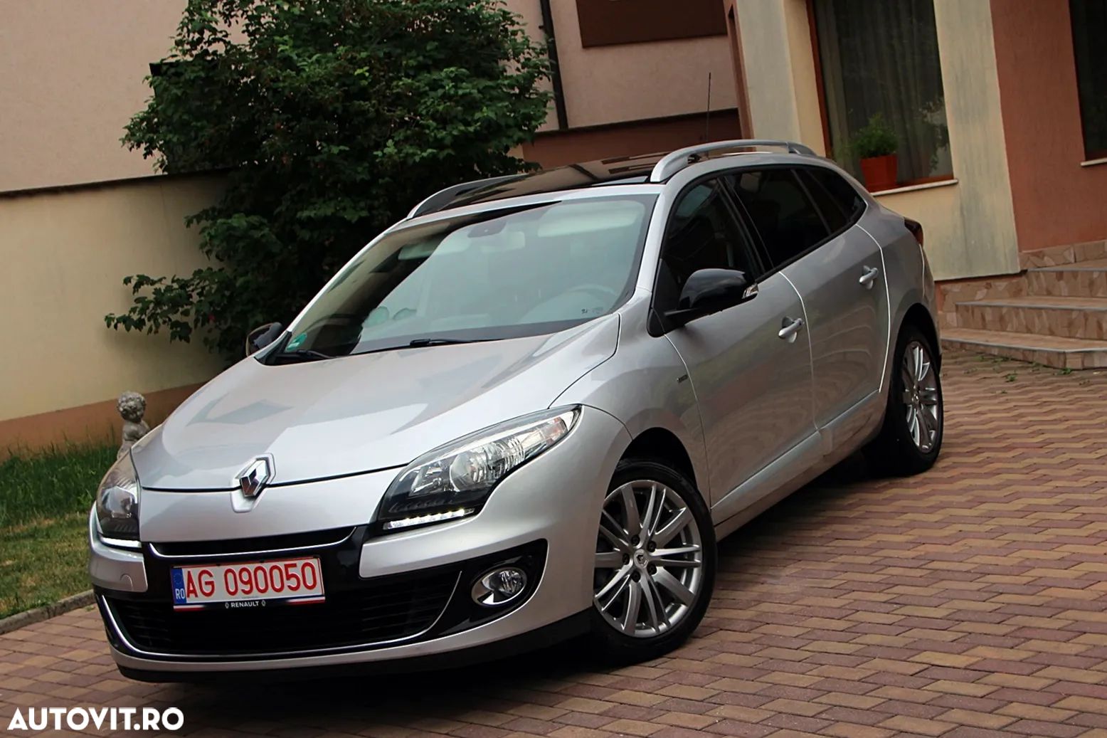 Renault Megane Grandtour ENERGY dCi 110 Start & Stopp Bose Edition - 1