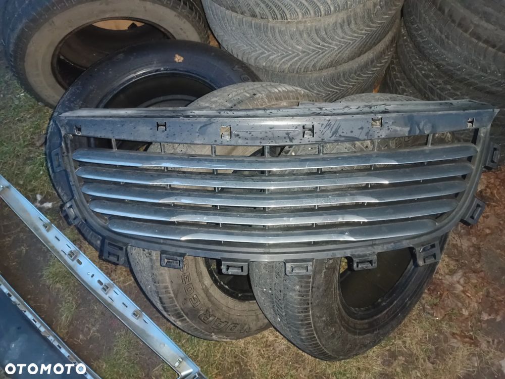 CHRYSLER VOYAGER 2011- lampa prawa lewa przód przednia org, Europa - 3