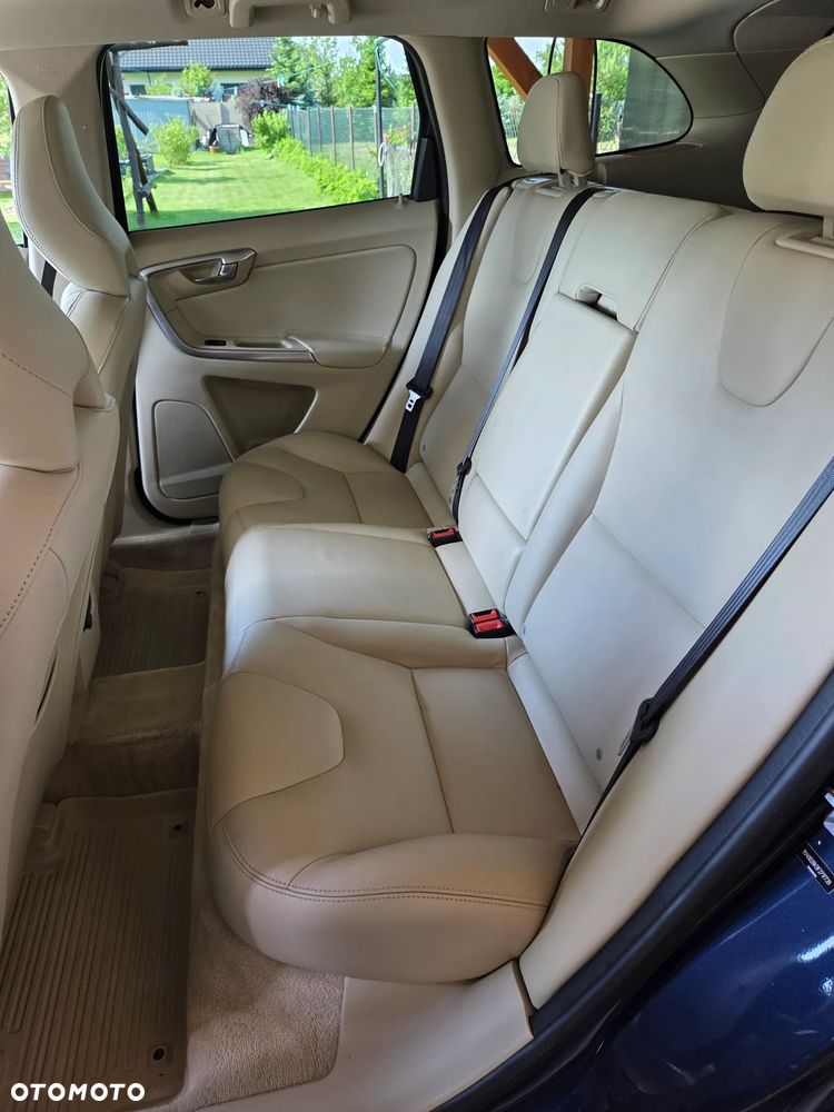 Volvo XC 60 T6 AWD Summum - 19