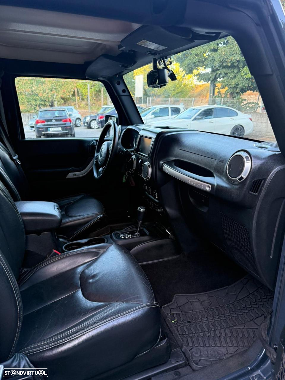 Jeep Wrangler - 7