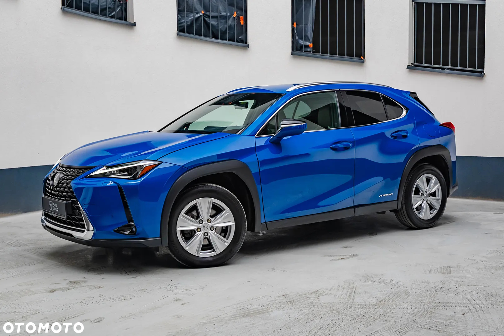 Lexus UX - 30