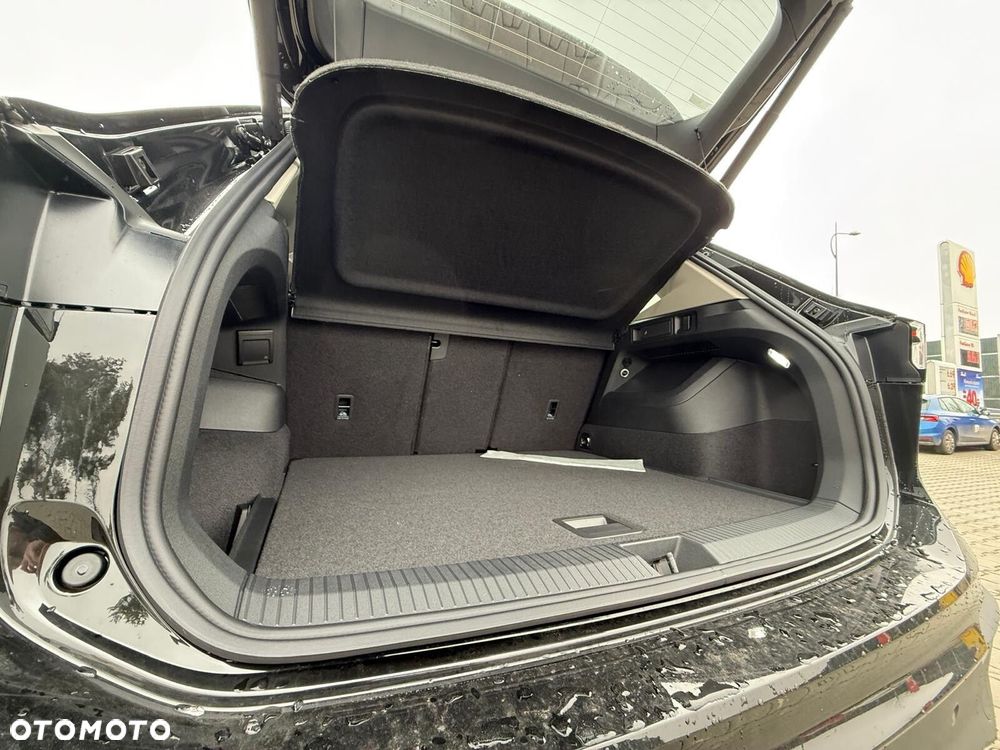 Volkswagen Tiguan - 33