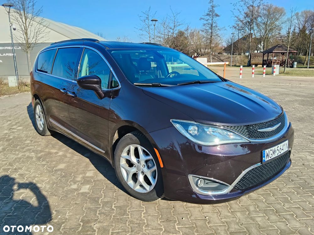 Chrysler Pacifica 2017